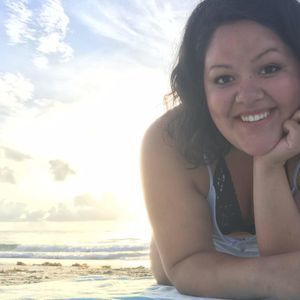 Meet your Posher, Esmeralda